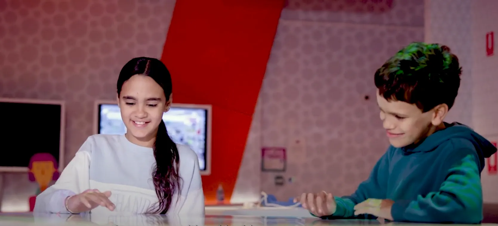 Children playing The Discovery Centre game